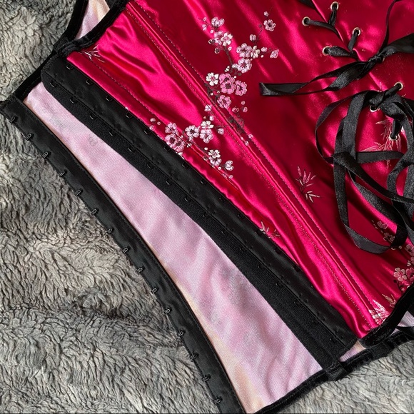 SOLD VTG Floral Brocade Satin Corset - Picture 13 of 13